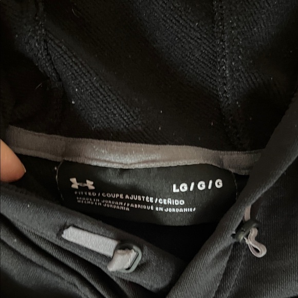 Under Armour Black Hoodie - Picture 3 of 7